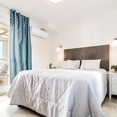 Pdm - Elegant With Breathtaking Sea View Apartment